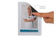 Magnetic photo pockets A6 hand example